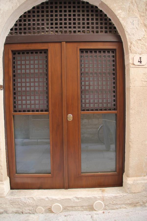 Al Civico 4 Panzió Molfetta Kültér fotó